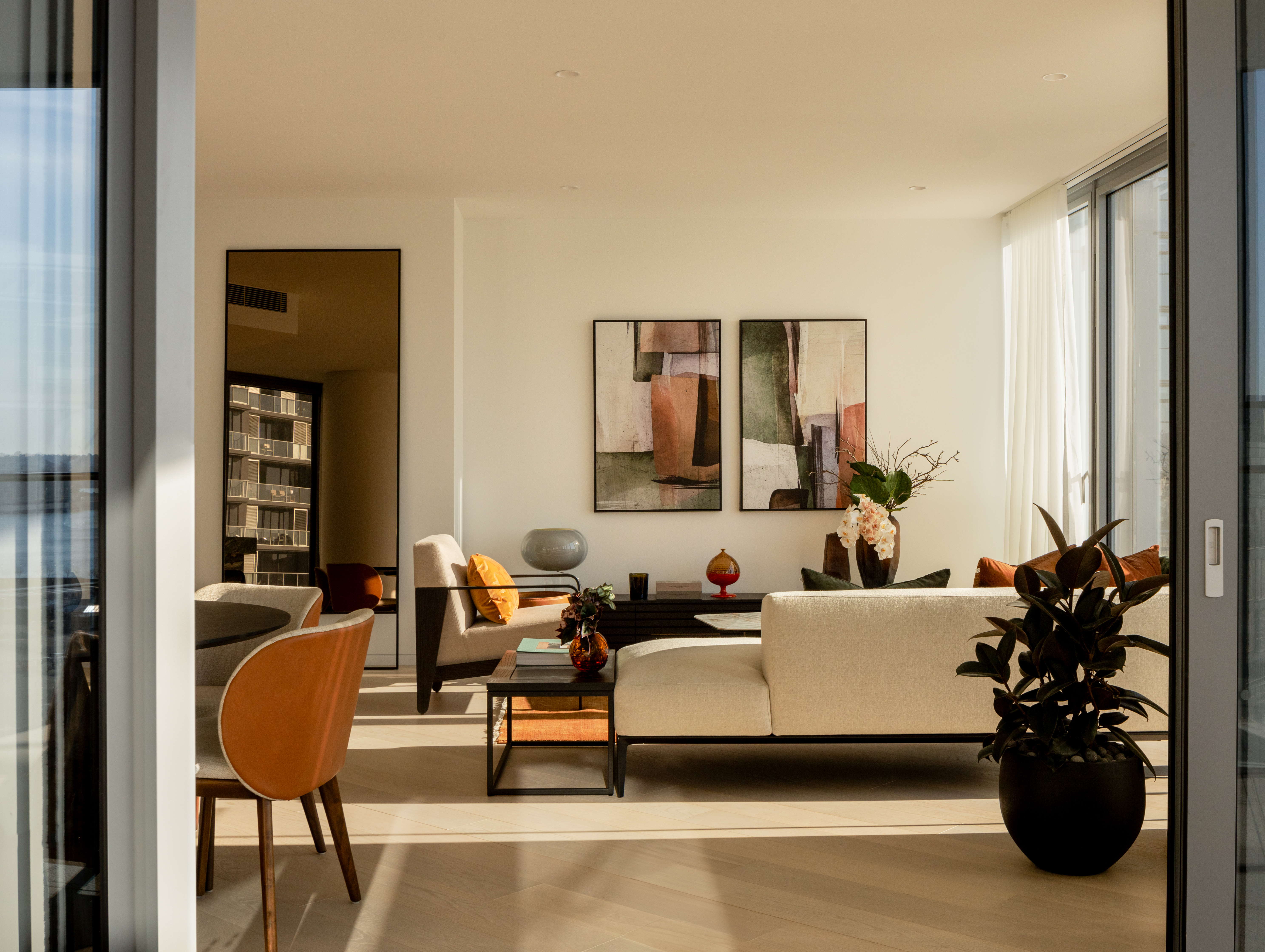 2024-08-08_OSH_9th Floor 3 Bedroom Apt_370-Edit.jpg